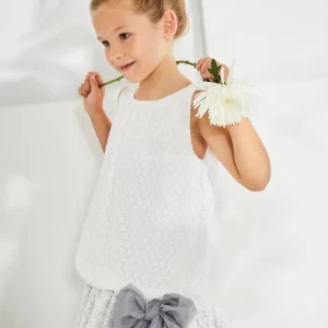 Vestido de Ceremonia en blanco con lazo en gris - Nekenia 2023