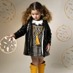 Chaquetón niña en negro - Basmarti invierno 2024