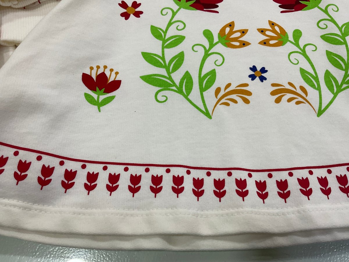 Vestido niña con estampado por delante y detrás - Kyly invierno 2024 - Imagen 7